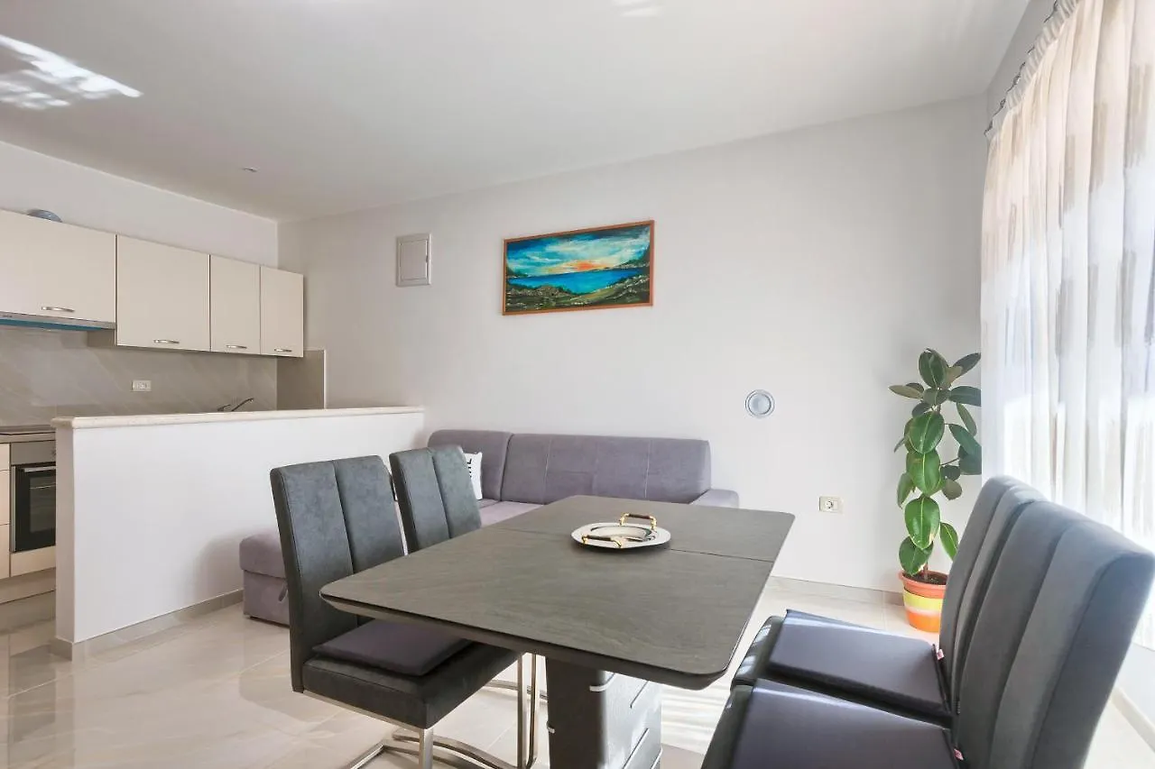 Andrea Del Mar Apartment Pula