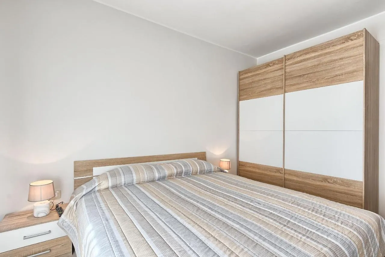 Andrea Del Mar Apartment Pula